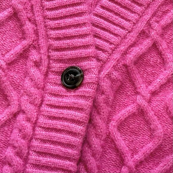 Talbots Boyfriend Cardigan Sweater Cable Knit Soft Winter Berry Pink S Petite - Picture 3 of 8
